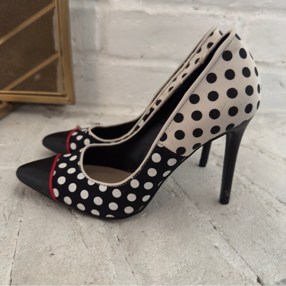 Penny Loves Kenny Polka Dot Pointed Toe Stiletto Heels Black White Red - Picture 4 of 8